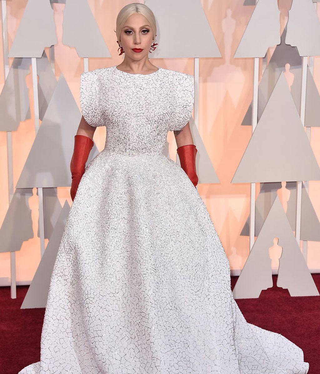 Lady Gaga vestida de Azzedine Alaïa