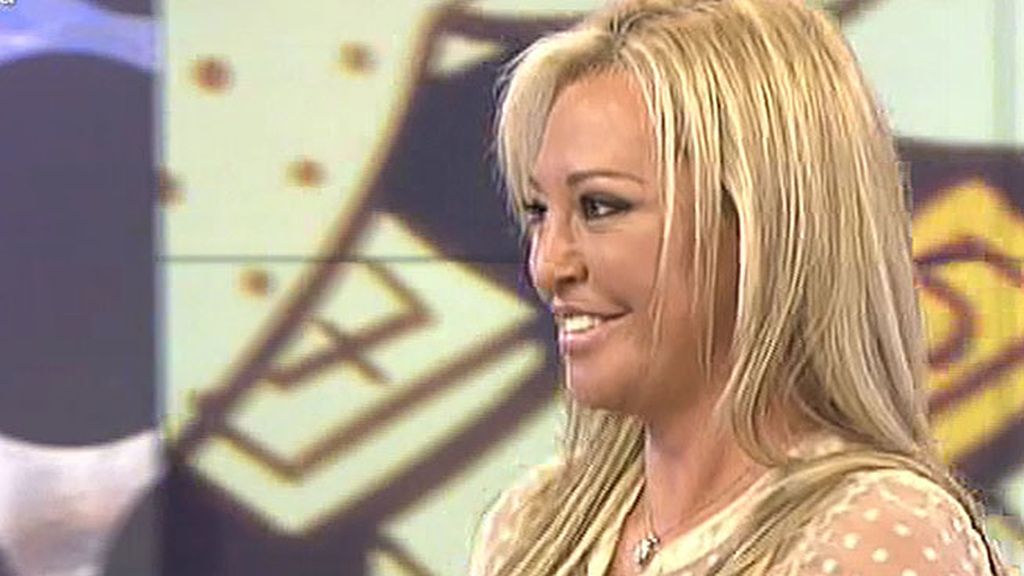 Junto a Jorge Javier, Belén Esteban hace un recorrido por las etapas de su vida