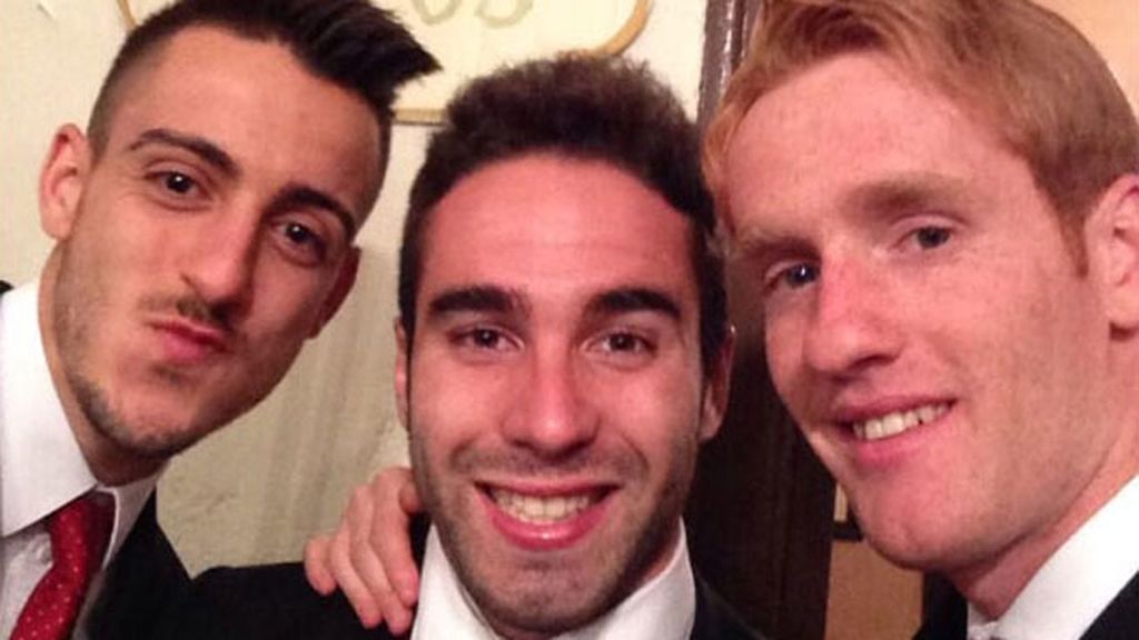 Álex Fernández, 'selfie' con Dani Carvajal