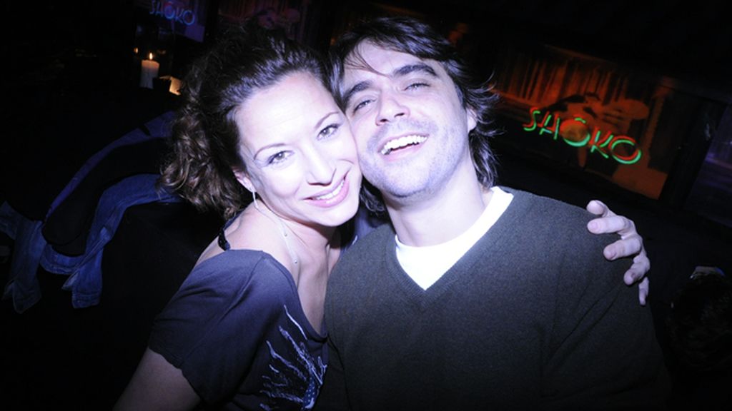 En el cumple de Javier Calvo, con Úrsula Corberó y sus amigos