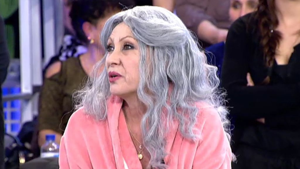El plató de 'Sálvame' se convierte en un geriátrico