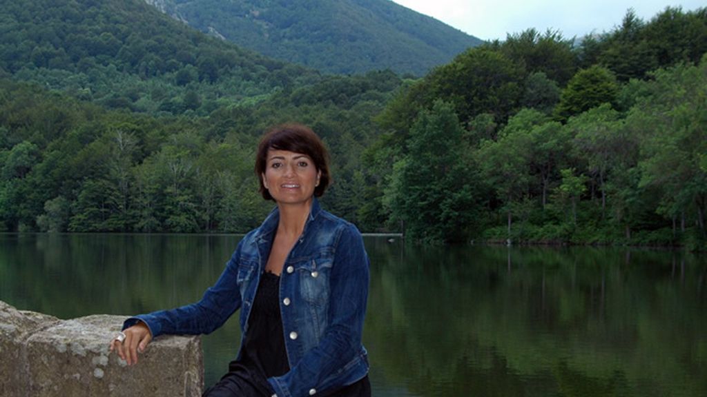 Silvia Abril visita sus lugares más importantes de la costa catalana