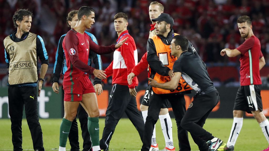 Precioso gesto del portugués poco después de fallar un penalti