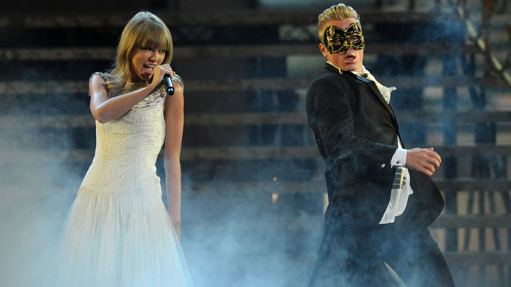 Taylor Swift ganó, por quinta vez consecutiva, el premio a mejor artista country femenina