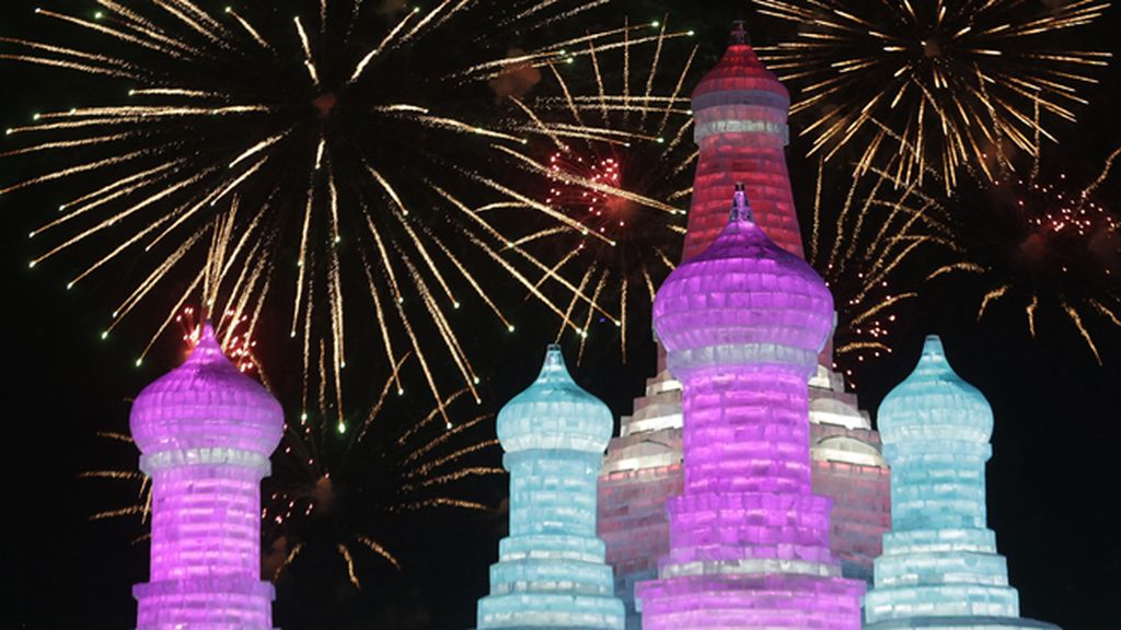 Las increíbles obras talladas en hielo y nieve del Festival de Harbin