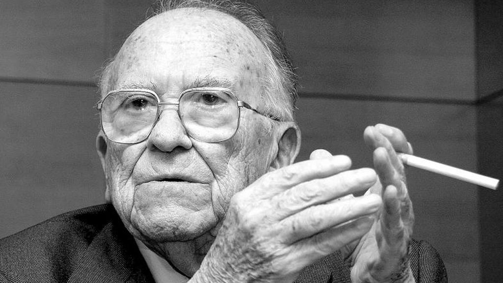 Muere Santiago Carrillo