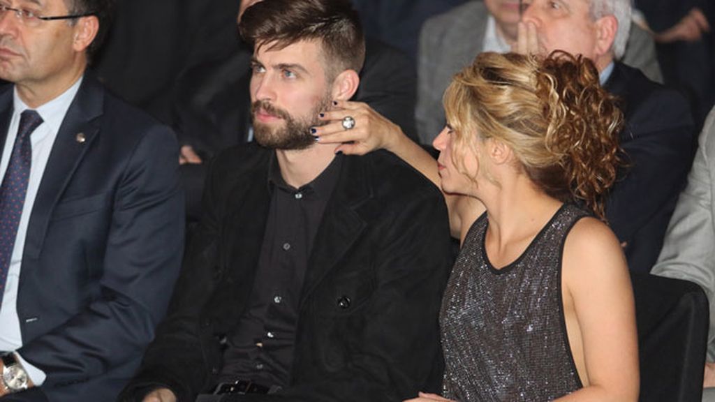 Shakira acompañó al futbolista, que recibía el premio al mejor deportista catalán