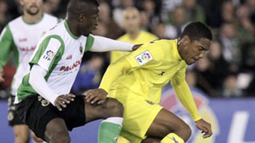 El Villarreal sigue sin conocer la victoria fuera de casa FOTO: EFE