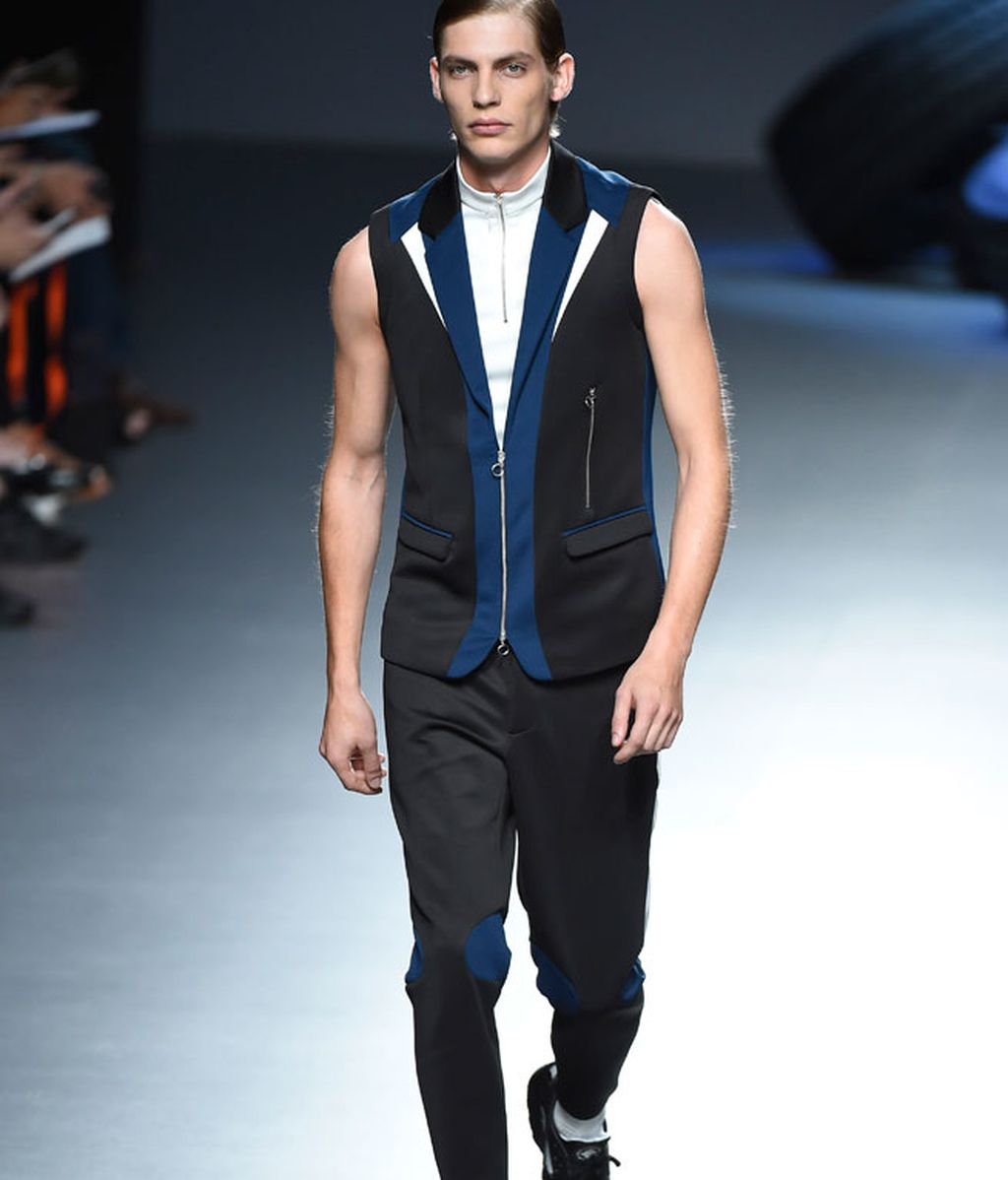 Bimba abrió y cerró el desfile del malagueño