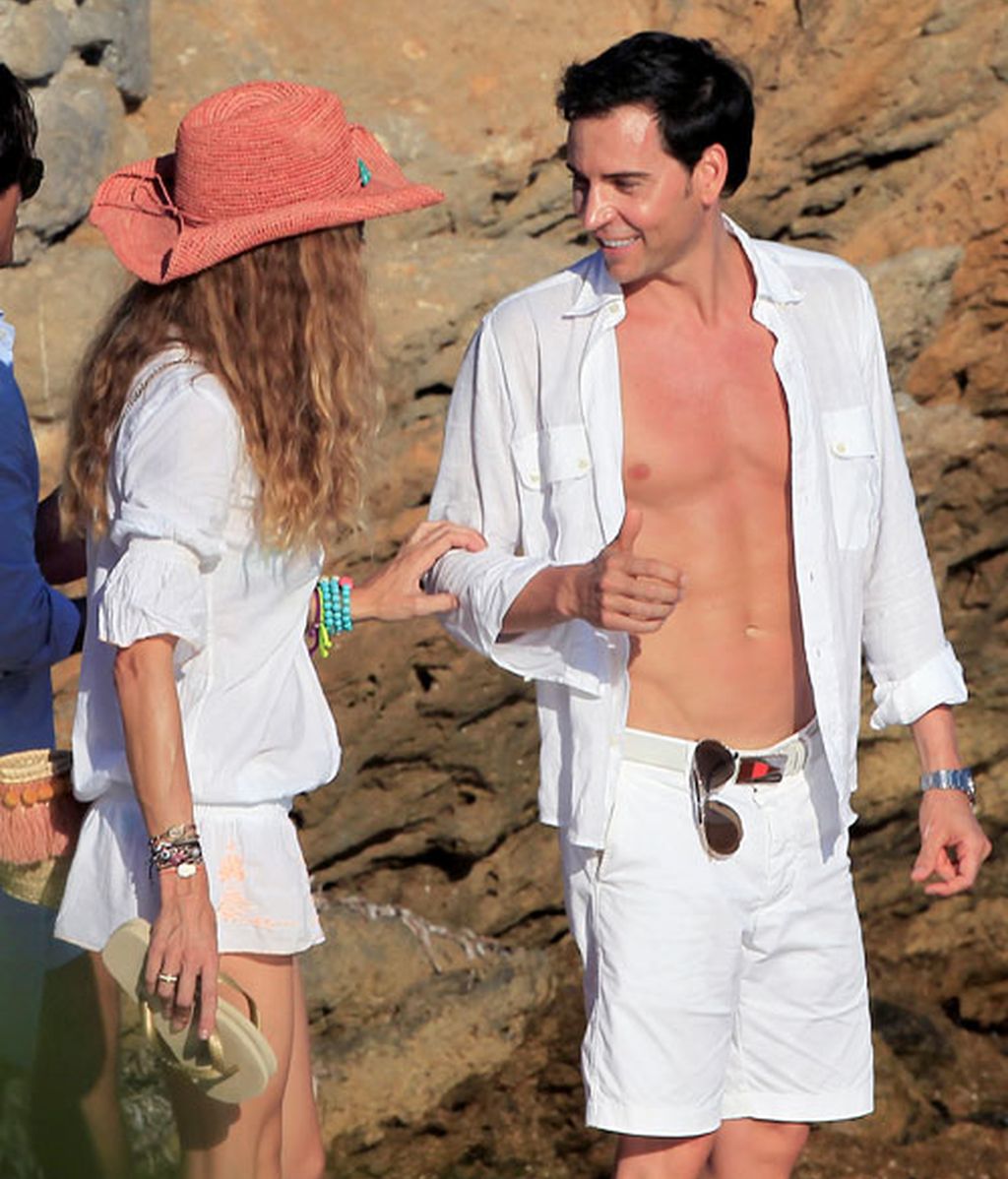 David Meca enseña a chapotear a Blanca Cuesta y Borja Thyssen