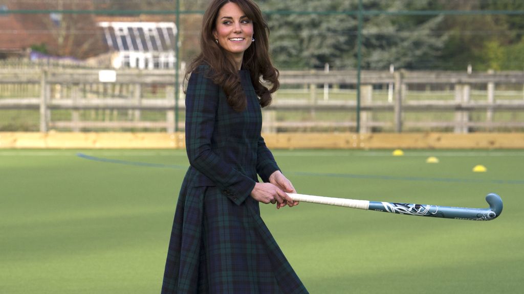 Nueva pillada de Kate Middleton embarazada y en bikini