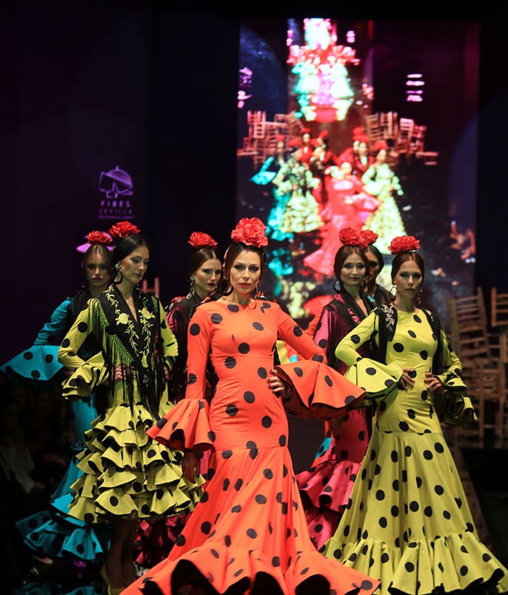 Ha desfilado con varios trajes de flamenca en la pasarela Simof (Sevilla)