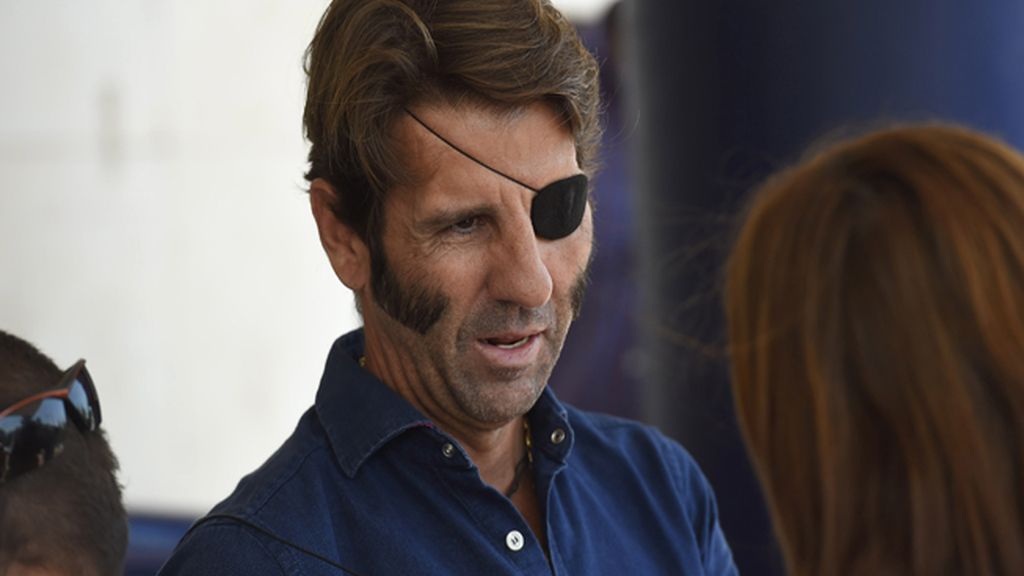 El torero Juan José Padilla visita a Rivera Ordóñez, ingresado en el hospital de San Jorge