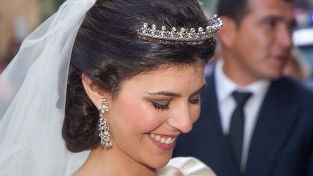La novia lució una tiara del novio