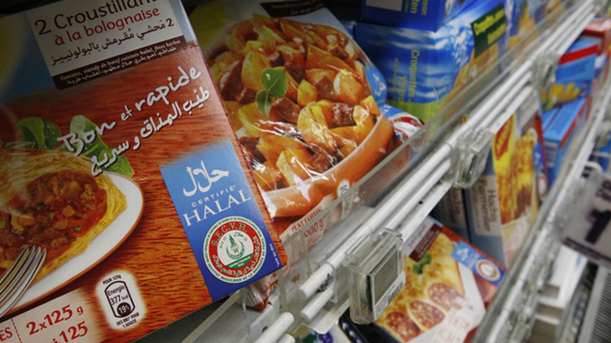 Ordenan vender cerdo y alcohol a un supermercado de comida halal en París