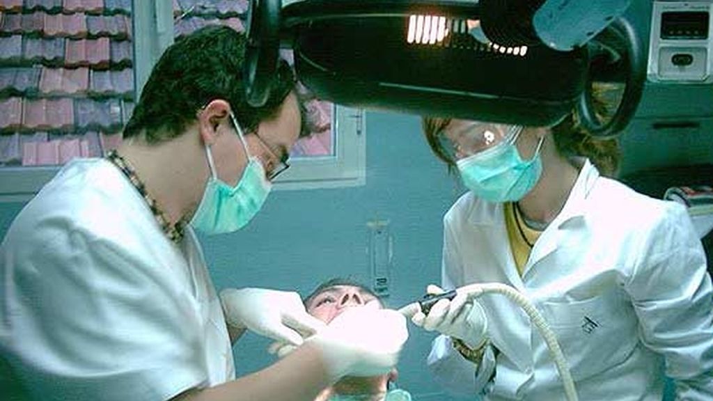 Cepillos y sonrisas solidarias