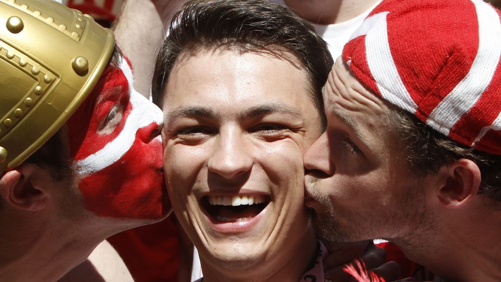 Fiesta del norte en las gradas de Lviv