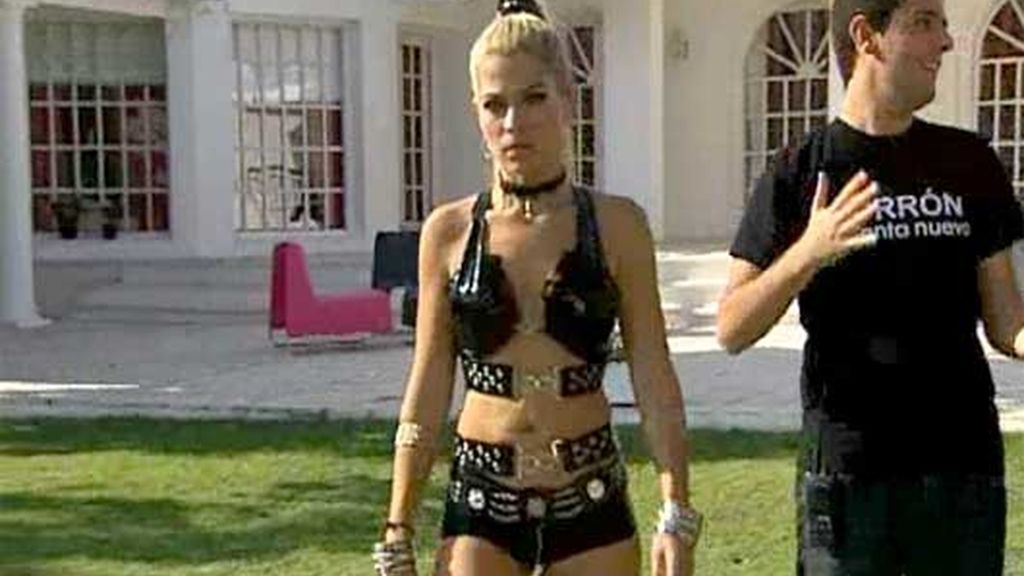 Cris se convierte por un día en 'Cris baby'