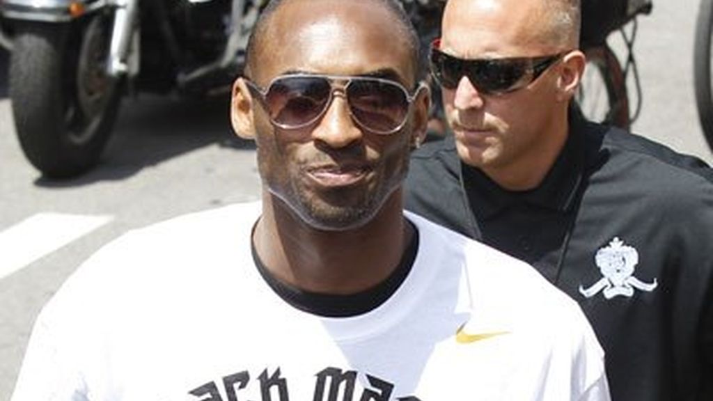 Famosos con la vuvuzela en el Mundial