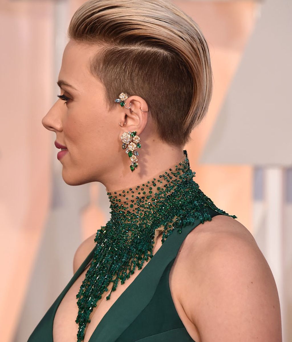 El nuevo peinado a lo mohicano de Scarlett Johansson