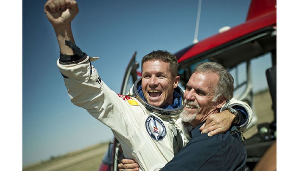 Felix Baumgartner salto desde el cielo