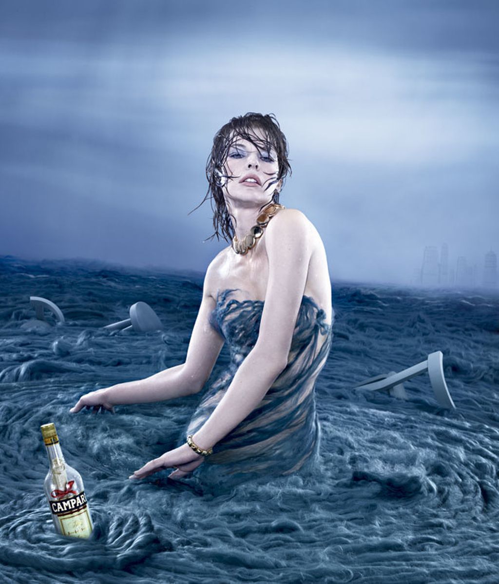 Milla Jovovich anuncia el fin del mundo en el calendario Campari
