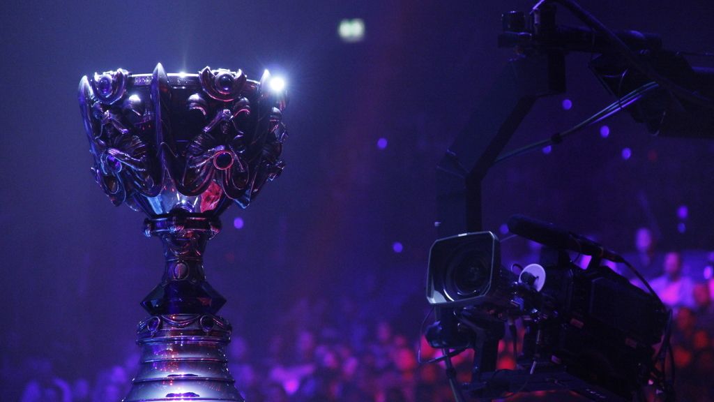 ‘Galería de fotos del ambientazo que hay en el evento, dentro y fuera del estadio.’