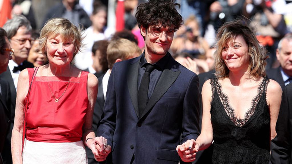 La hermana y la madre de Carla Bruni presentan un filme sobre su vida en Cannes