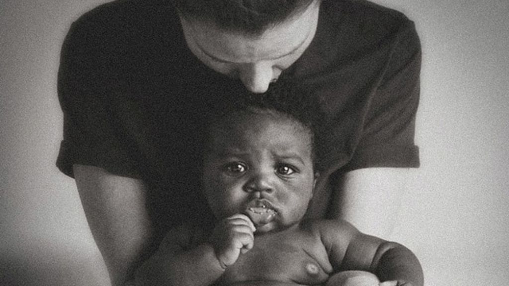 El fotodiario del día de su adopción