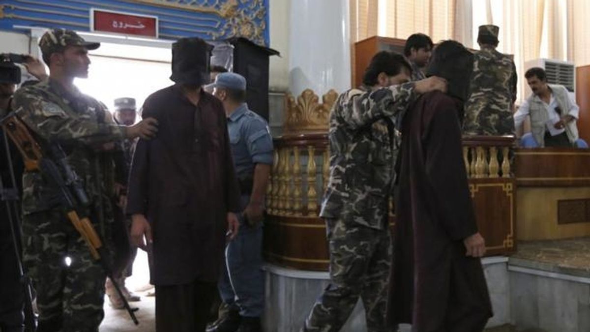Condenados a muerte siete de los diez violadores de cuatro mujeres en Afganistán