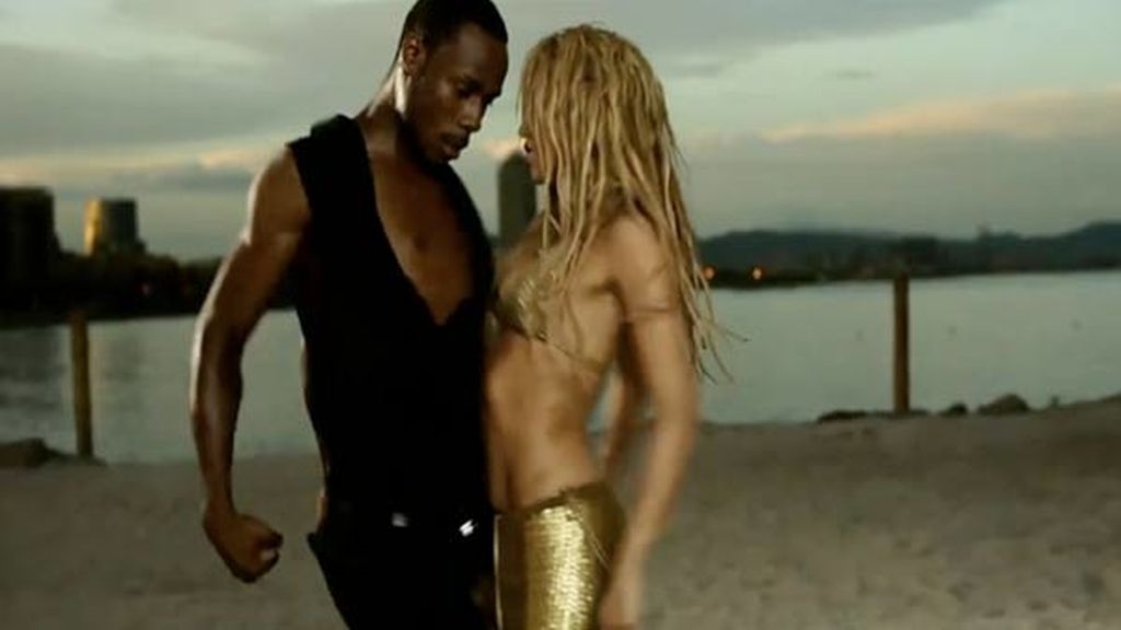 Llega 'Loca', el videoclip que Shakira grabó en Barcelona