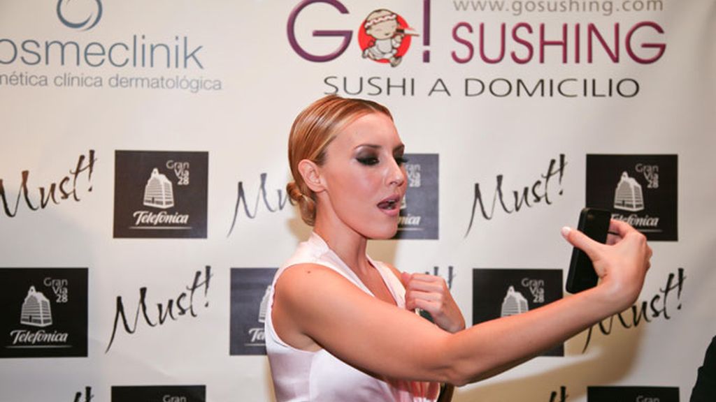 Reunión de modernos en los premios Must!