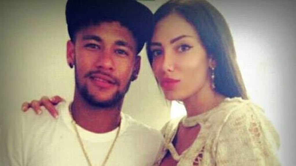 El jugador del Barça fletó un avión privado para que conociese Barcelona