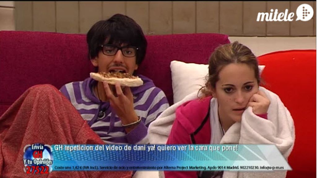 Tarde de tele y pizzas Tarde de tele y pizzas