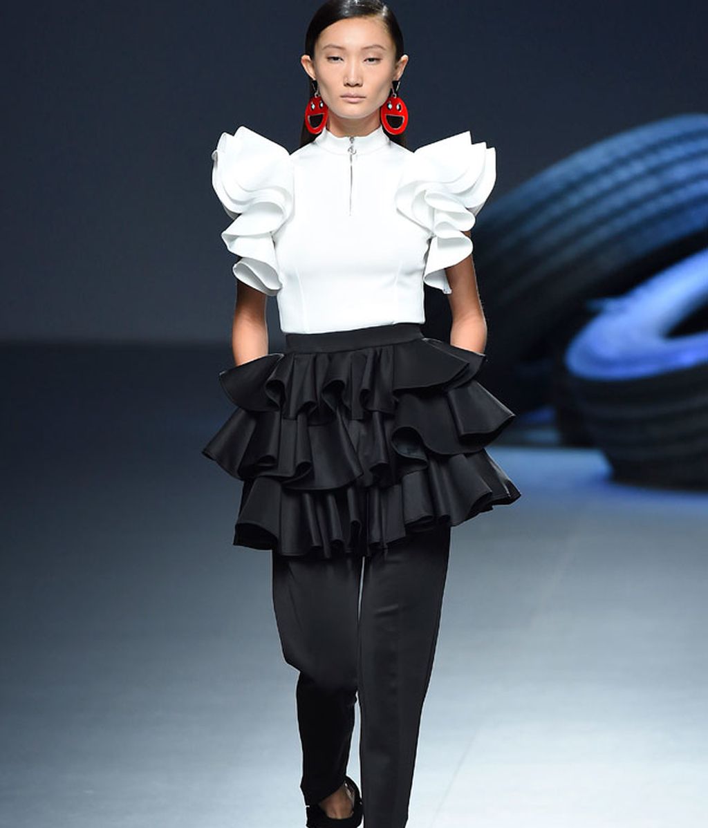 Bimba abrió y cerró el desfile del malagueño