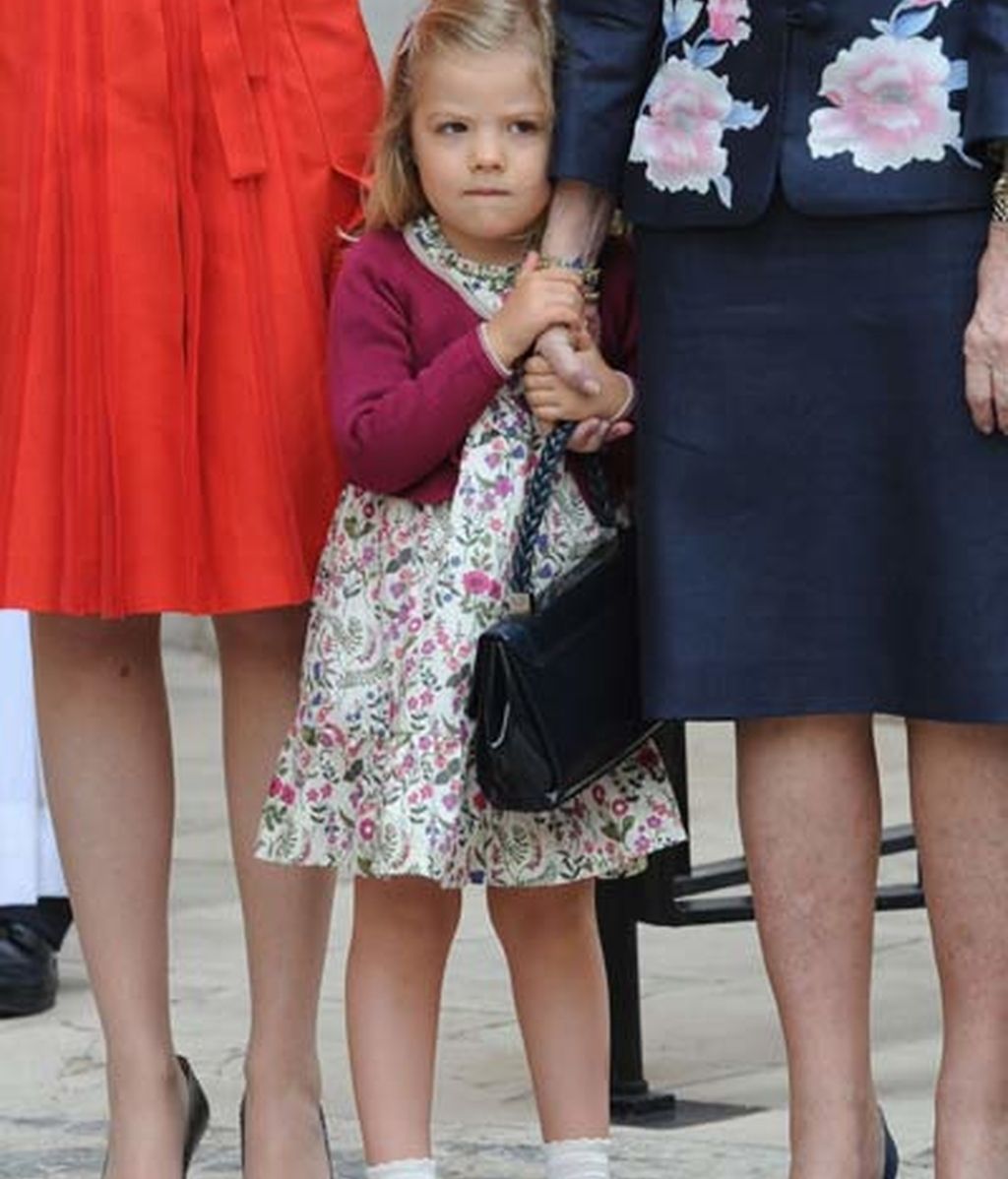 Los príncipes de Asturias y la reina Sofía, en la Misa de Resurrección