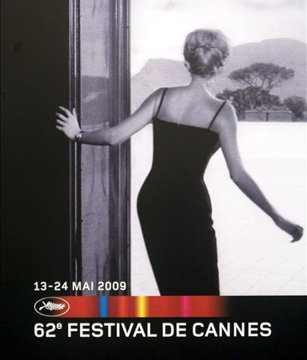 Vista del cartel de la 62ª edición del festival de cine de Cannes, que fue presentado ayer, en París (Francia). La actriz francesa Isabelle Huppert presidirá el jurado de la presente edición, que se celebrará del 13 al 24 de mayo. EFE
