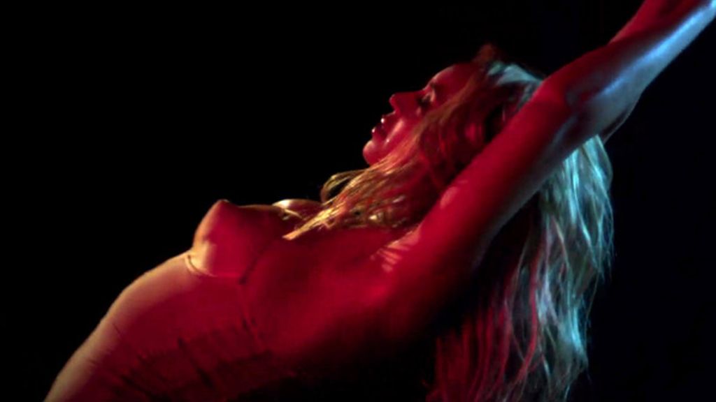 Beyoncé suda mucho en su último videoclip
