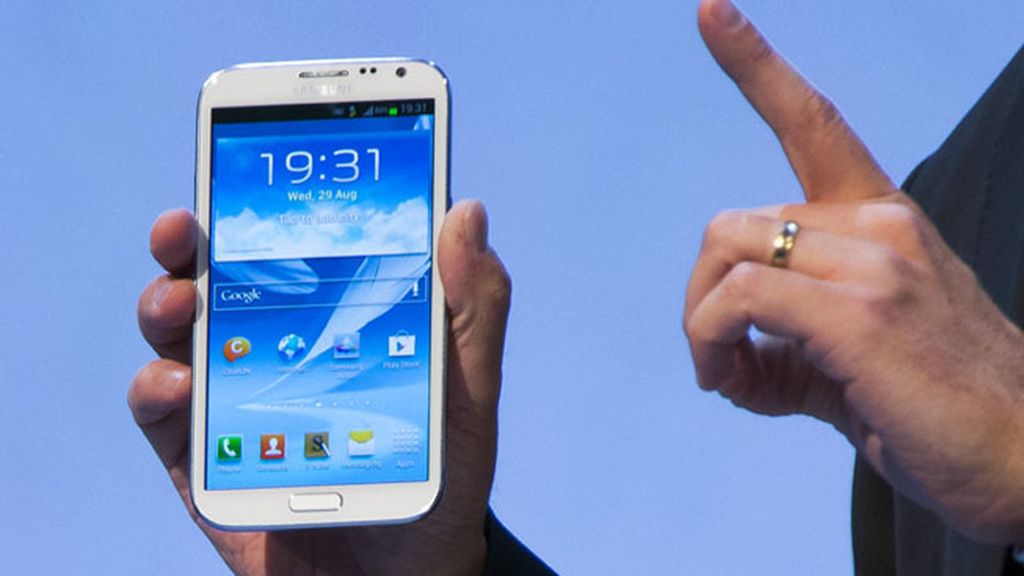 El Samsung Galaxy Note II fue presentado por la compañía surcoreana en la Feria tecnológica de Berlín.