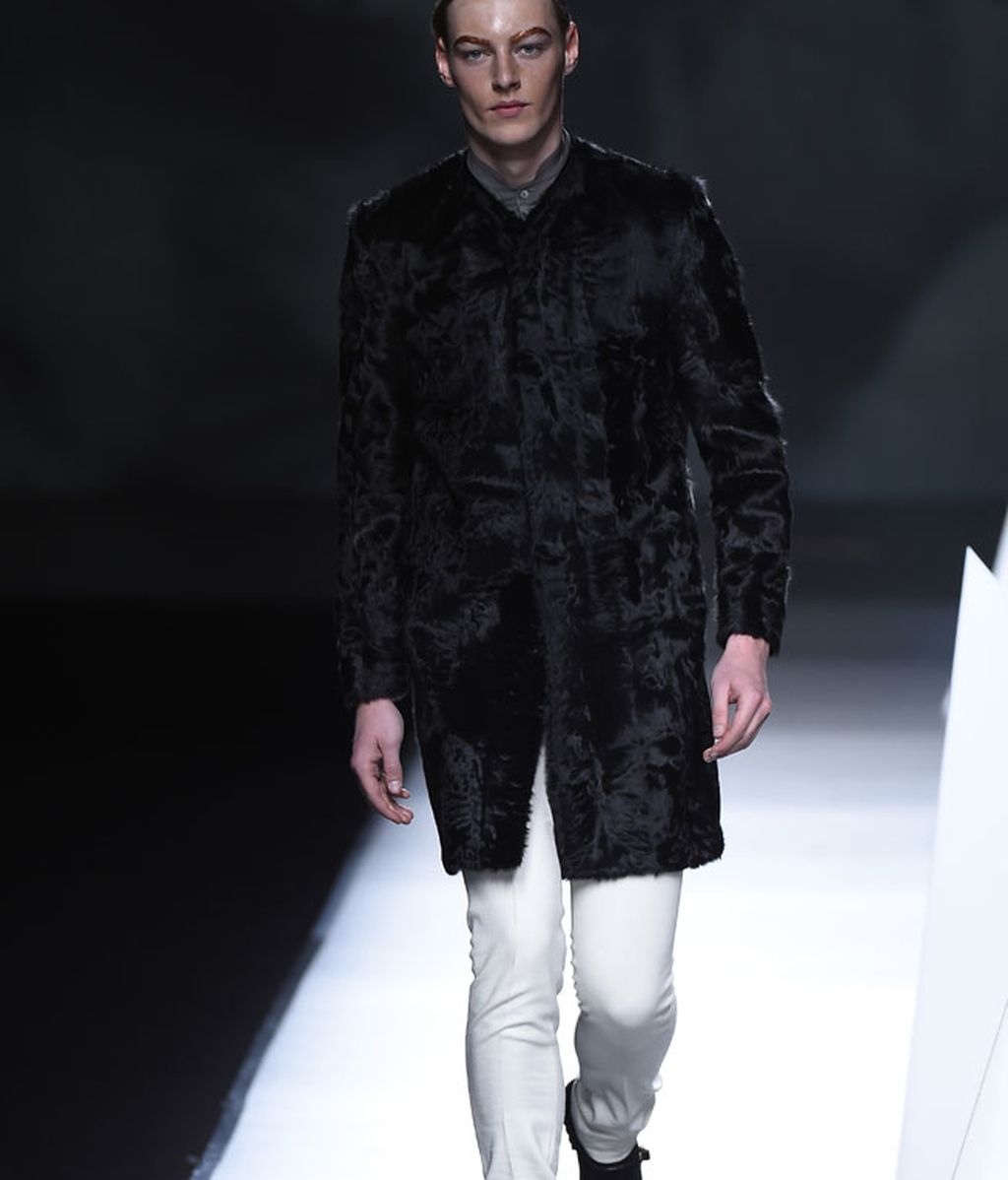 Tejidos cálidos y ligeros para una colección elegante