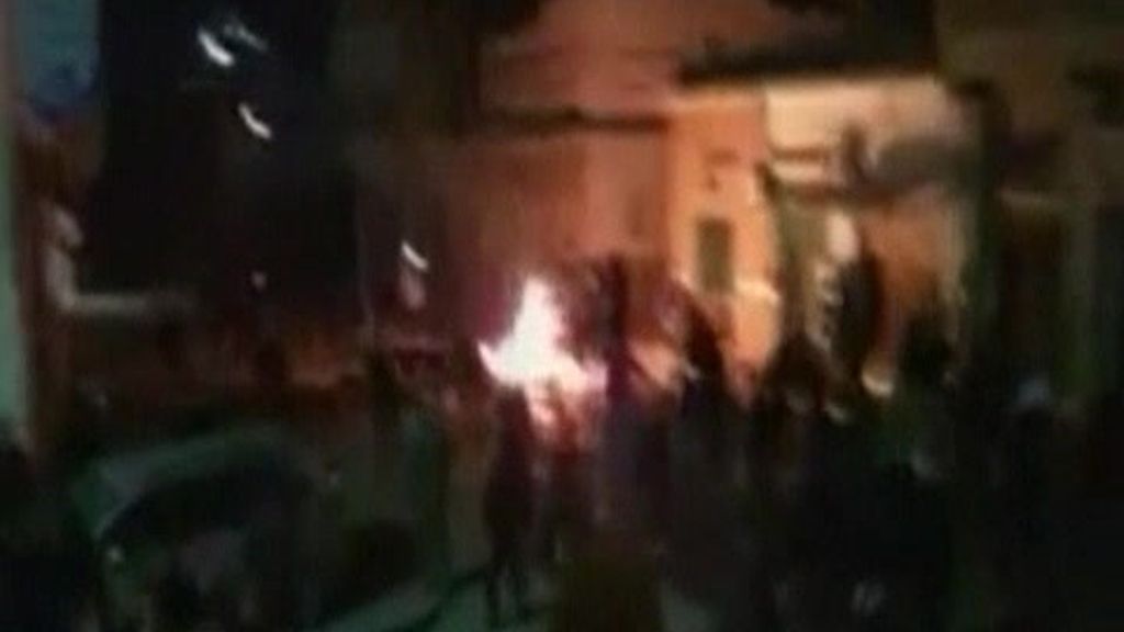 El régimen de los Gadafi se tambalea