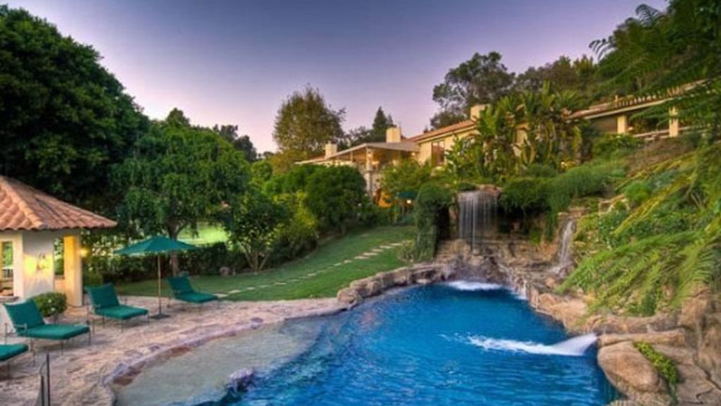 Mark Wahlberg vende su espectacular mansión de Beverly Hills