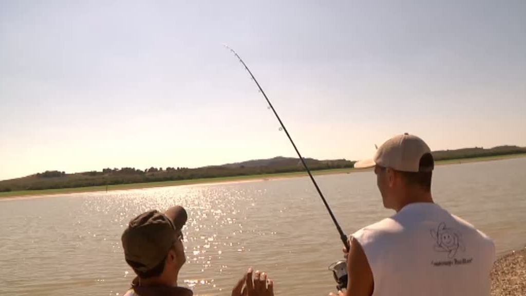 Frank pesca un siluro