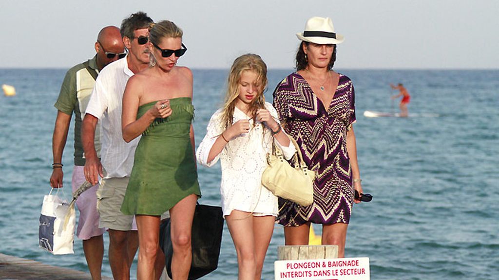 Kate Moss en Saint Tropez, top less forever!