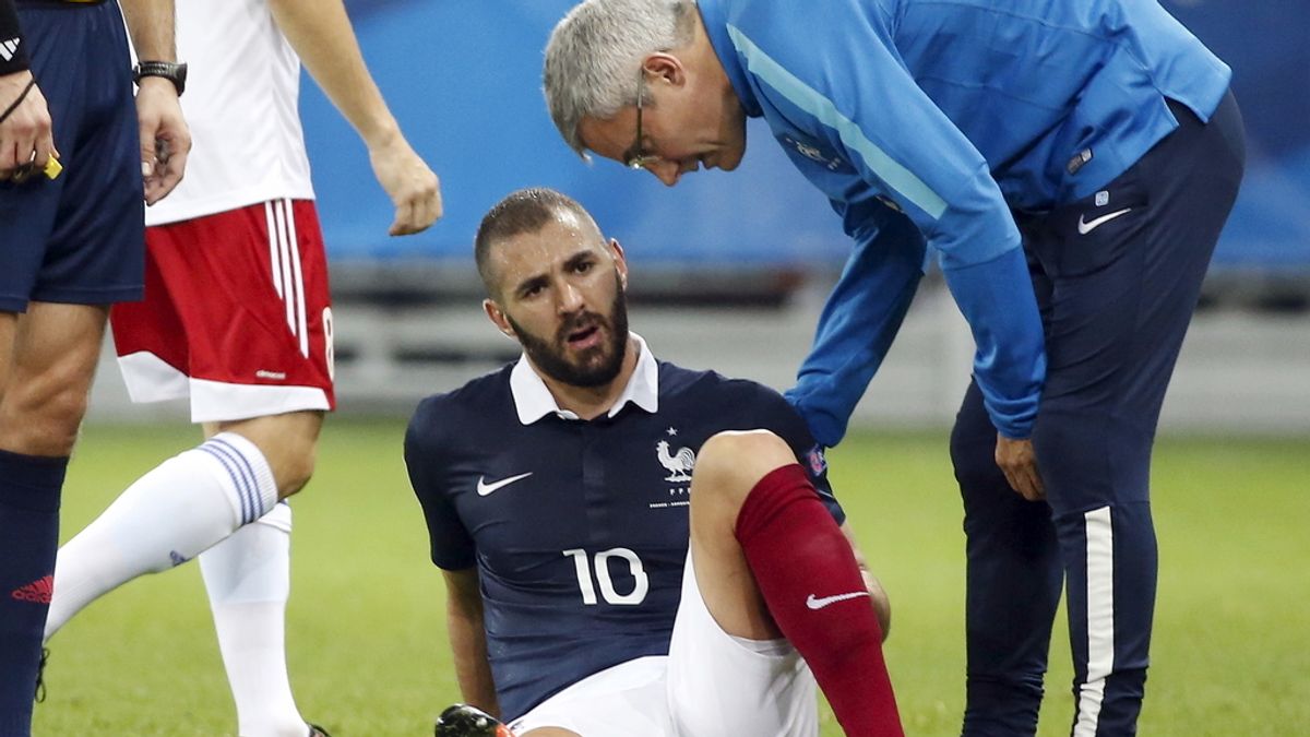 Benzema sufre una lesión de grado I en los isquiotibiales de la pierna izquierda