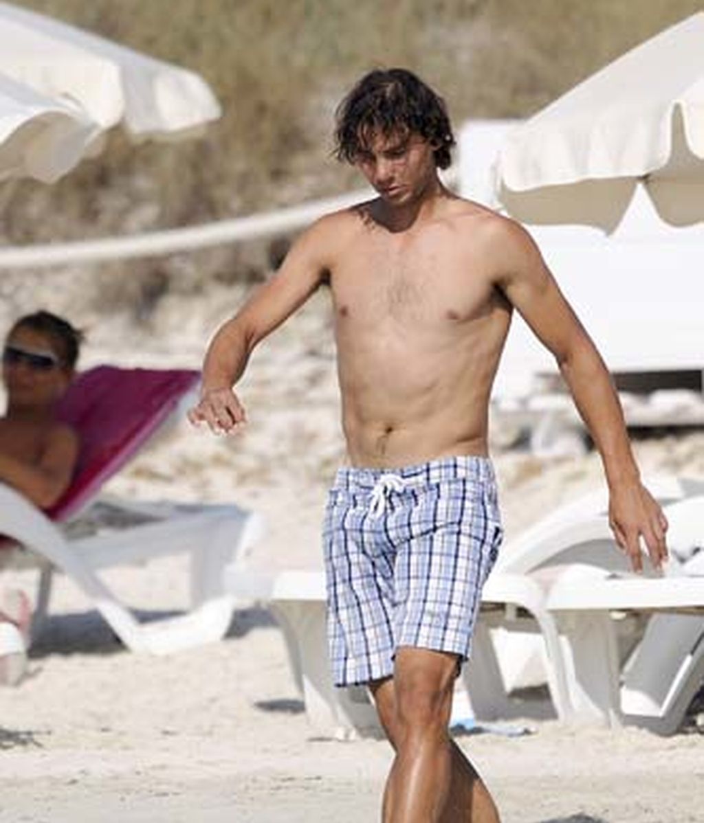 Rafa Nadal, el rey del balón de playa