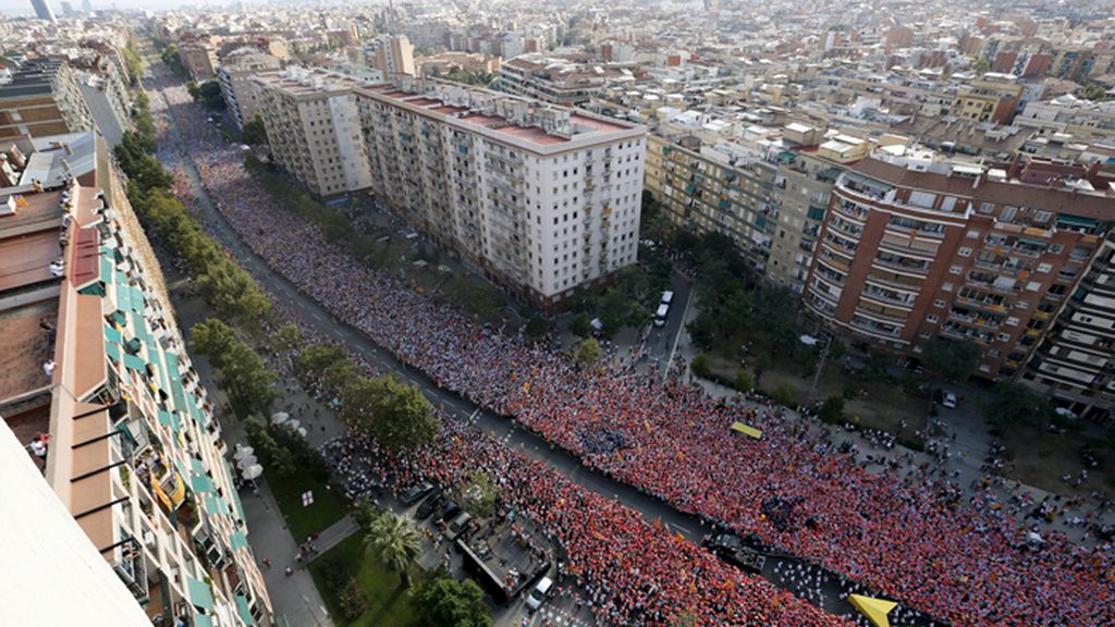 Diada masiva en las calles de Barcelona