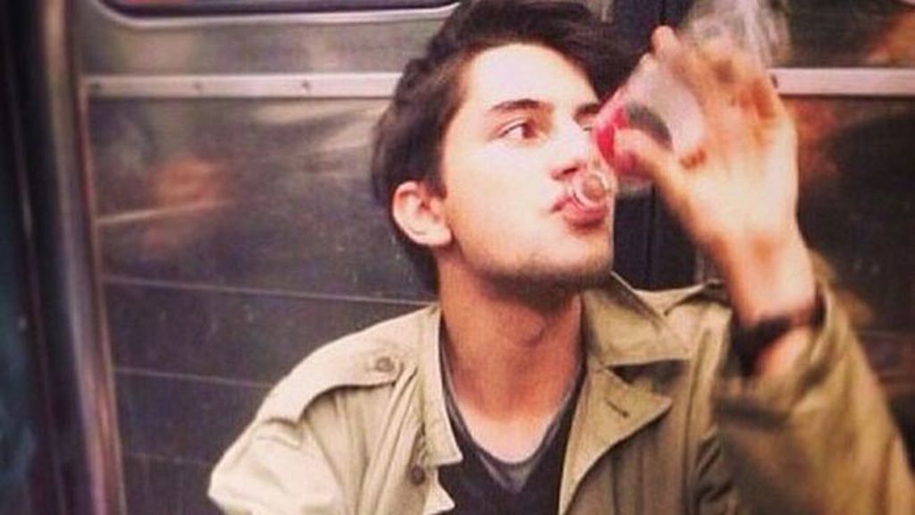 Instagram presume de los chicos más guapos del metro de París