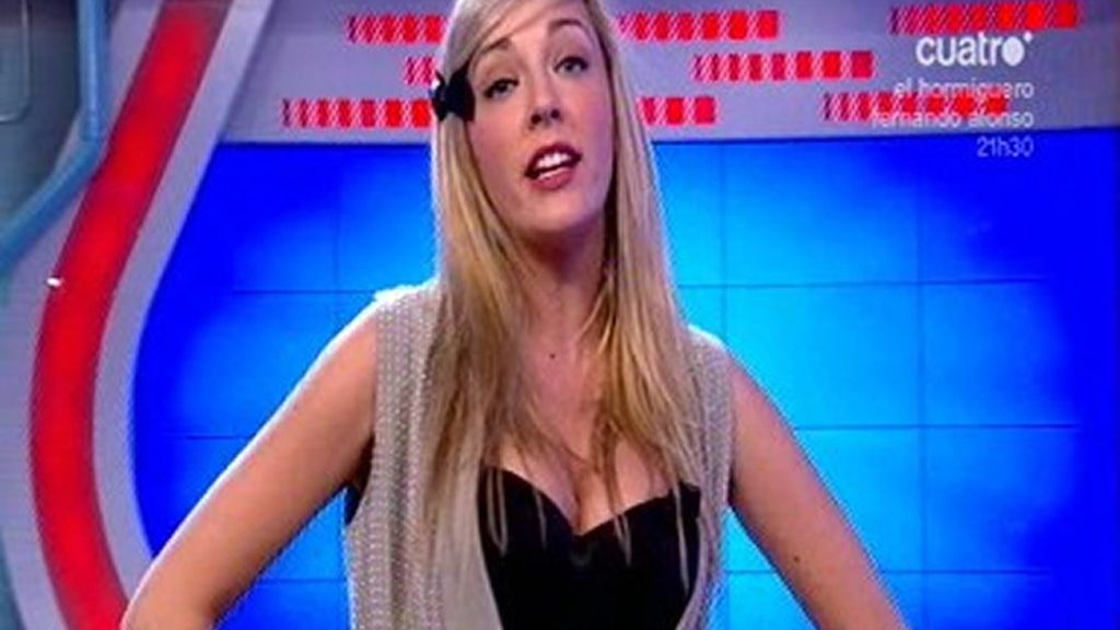 Anna con palabra de honor negro y chaleco beige