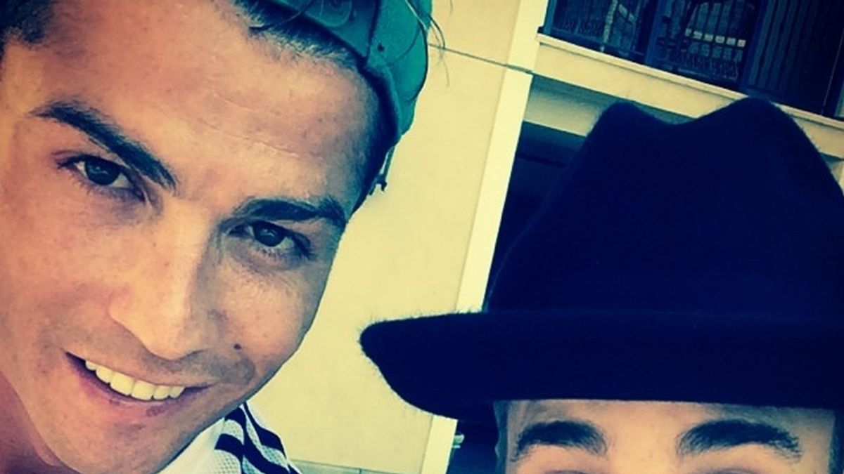 Justin Bieber presume en Instagram de su foto con Cristiano Ronaldo